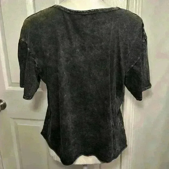 Caution to the Wind Graphic Black Distressed T-Shirt 100% Cotton Women Sz Medium - Picture 3 of 9